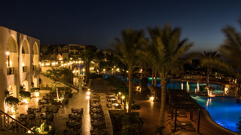 Jaz Belvedere Sharm el-Sheikh Luaran gambar The resort at night